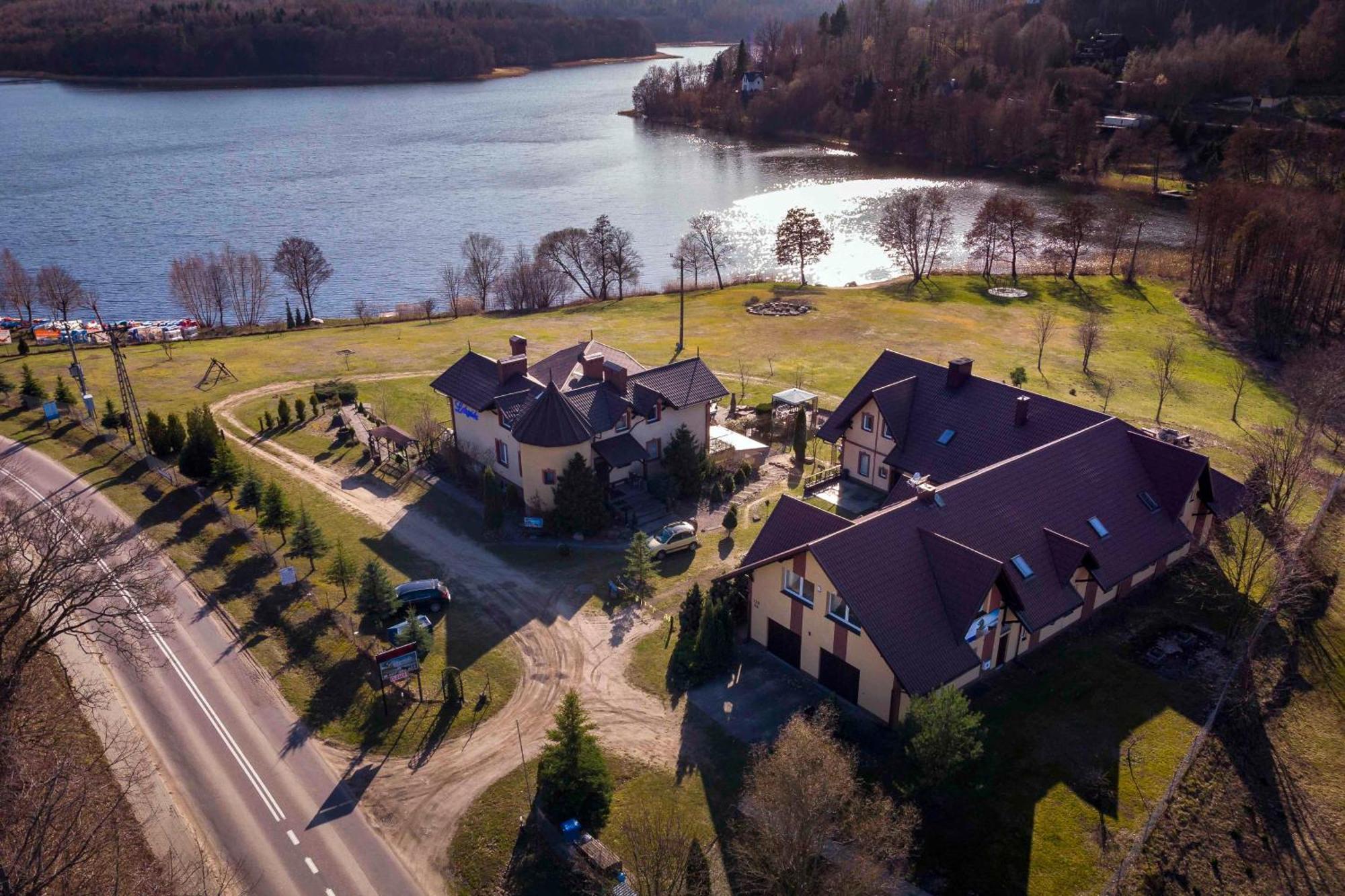 Pensjonat Nad Jeziorem Lakeside Brodnica Dolna Exterior photo